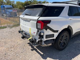 2026 Ford Explorer ST - Primary Damage Right Image